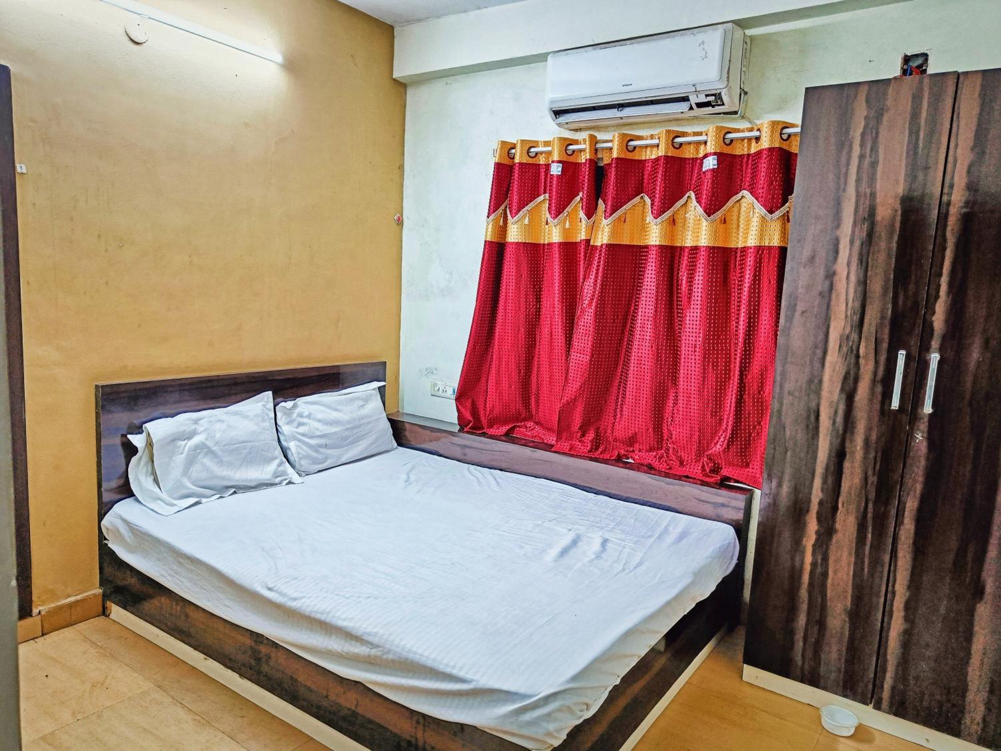 Rest Inn Hotel Newtown Road Near Tata Medical 콜카타 외부 사진