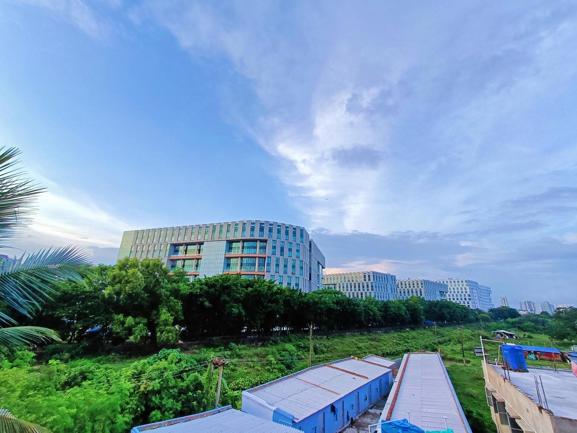 Rest Inn Hotel Newtown Road Near Tata Medical 콜카타 외부 사진